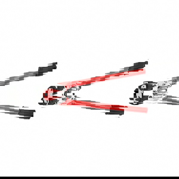 Bolt Cutter: 30
